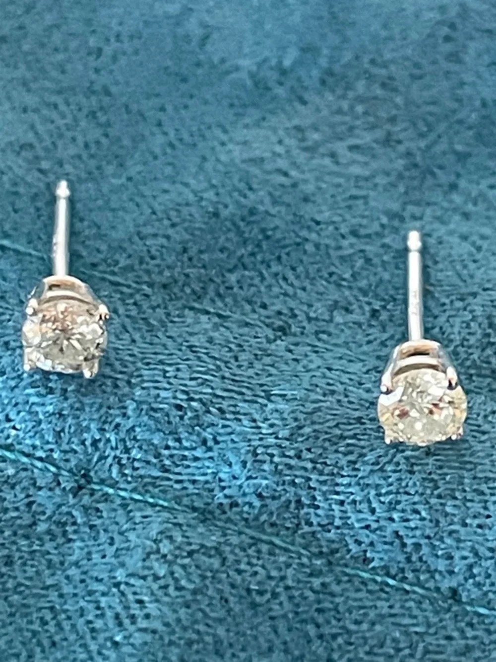 VINTAGE White Round Diamond Stud Silver Earrings